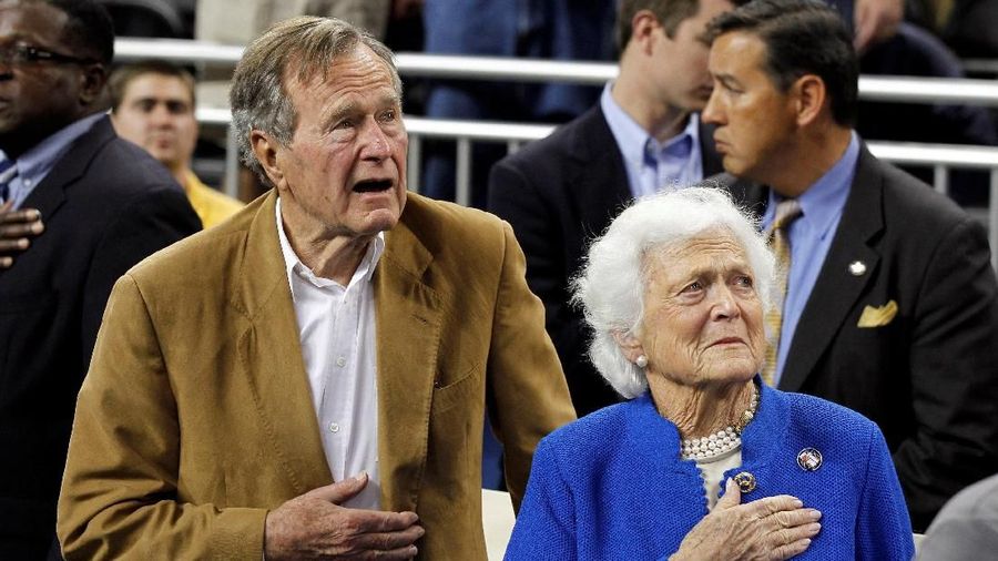 Barbara Bush adalah Ibu Negara AS yang meninggal di usia 92 tahun.