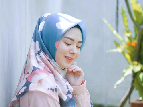 Hijab Organik hingga Anti Bakteri, Ini 5 Hijab Lokal yang Inovatif 1 Hijab Organik hingga Anti Bakteri, Ini 5 Hijab Lokal yang Inovatif 1