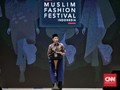 'Sehari' Busana Jokowi, dari Jaket Denim sampai Kain Tenun