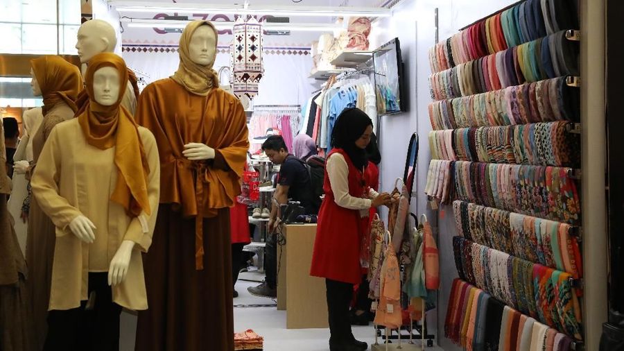 Sejak tahun 2015 hingga kini banyak produsen yang melakukan pendekatan halal lebih dalam dengan milenial muslim.