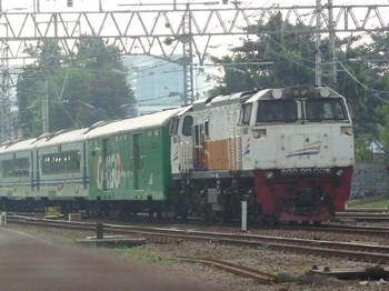 Jokowi Ungkap Nasib Argo Parahyangan Usai KA Cepat Beroperasi