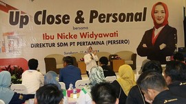 Jejak Nicke Widyawati, Dirut Sementara Pertamina