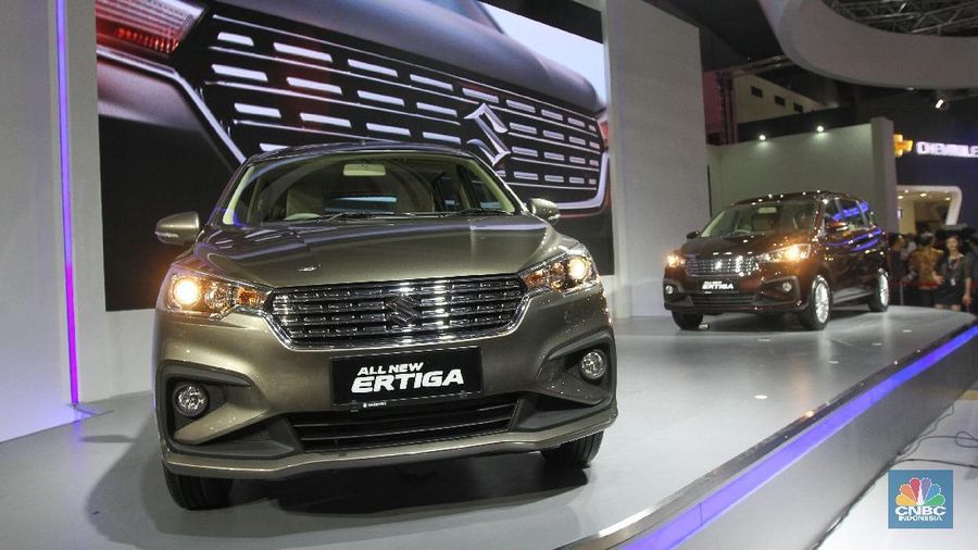 Deretan Mobil di IIMS 2018