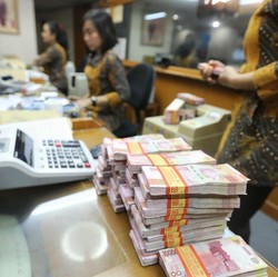 APBD 'Ngendon' di Bank, Pemda Sengaja Cari Cuan?