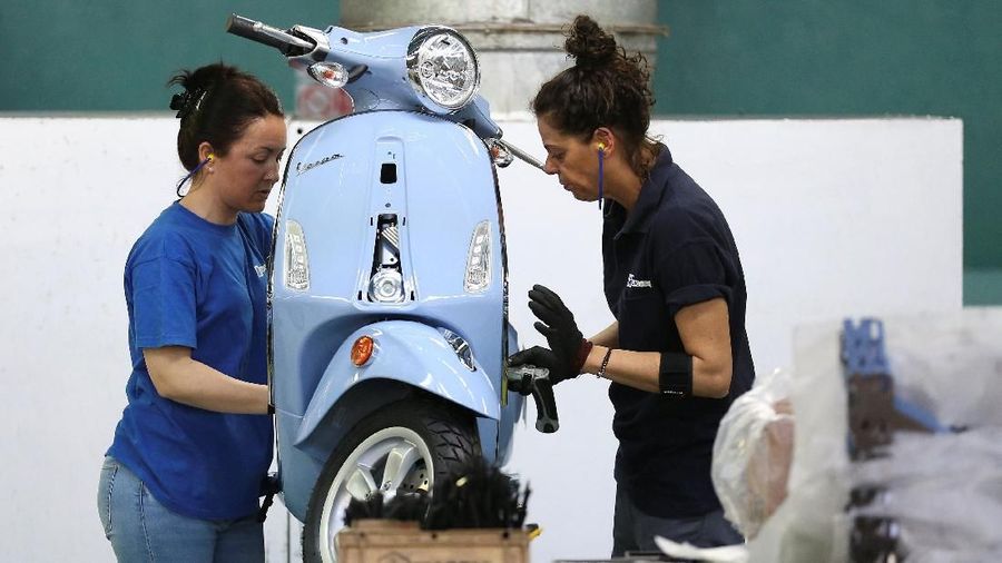 Salah satu Vespa paling langka di Indonesia adalah Vespa Kongo yaitu Vespa hadiah dari PBB