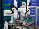 Perusahaan Jepang Mulai Pekerjakan Robot Pabrik Ukuran Kecil