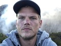 Mengenang Avicii, DJ Pemalu yang Meninggal di Usia Muda