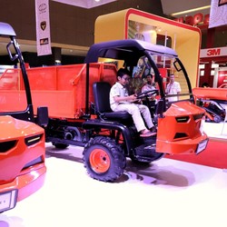 Gokil! Orang Terkaya Afrika Mau Borong Mobil Desa Made in RI