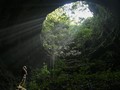 Menuju Tempat Terdalam dan Tertinggi di Tanah Maluku