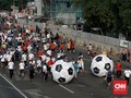 FOTO : Aksi Menggiring Bola Sambut Piala Dunia 2018