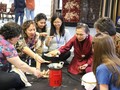 Puluhan Warga Inggris Belajar Membatik di KBRI London