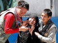 FOTO: Afghanistan Terguncang Akibat Bom di Kantor Pemilu