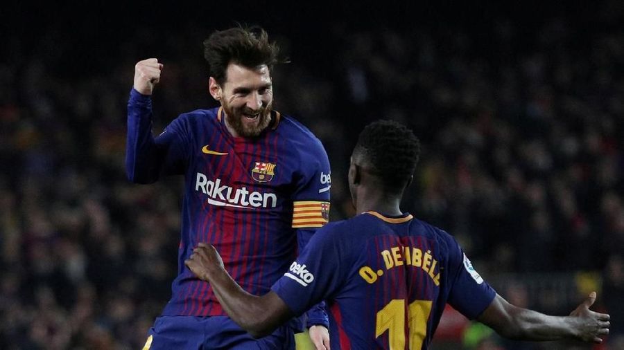Pada musim ini, Messi berhasil mengumpulkan pendapatan Rp 2,14 triliun dan Cristiano Ronaldo berpenghasilan Rp 1,6 triliun.