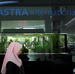 Saham Astra Terus Tertekan, Sampai Mana Batas Penurunannya?