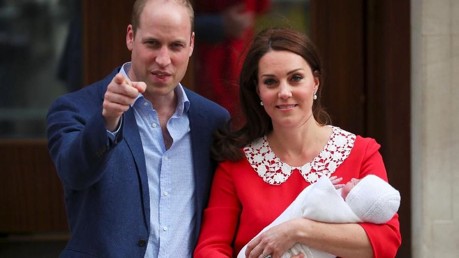 Kate melahirkan bayi berjenis kelamin laki-laki di Lindo Wing, Rumah Sakit St. Mary, London, Inggris