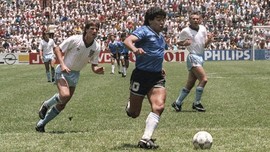 Maradona Cetak Gol Tangan Tuhan Tepat di Menit ke-51