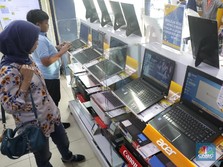 Pak Jokowi, RI Dibanjiri Impor Baju, Laptop, & HP dari China