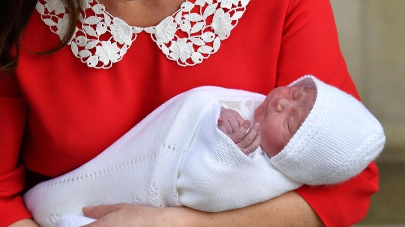 Kate melahirkan bayi berjenis kelamin laki-laki di Lindo Wing, Rumah Sakit St. Mary, London, Inggris