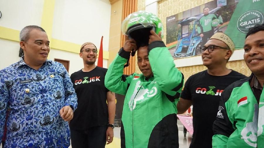 Layanan becak motor melalui aplikasi Go-Jek ini mulai tersedia pada Mei 2018.