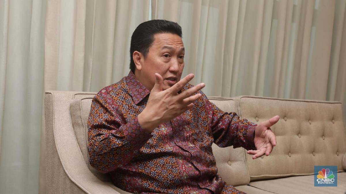 Keluarga Thohir Borong Saham Alamtri (ADRO) Senilai Rp 1 Miliar