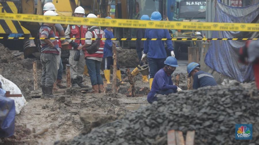 PT Perusahaan Gas Negara Tbk (PGN) menyesalkan peristiwa kecelakaan yang terjadi dalam proyek penanaman pipa gas transmisi Dumai-Duri pada Jumat (18/5/2018).