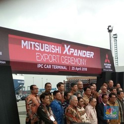 Jokowi Resmikan Ekspor Xpander ke Filipina