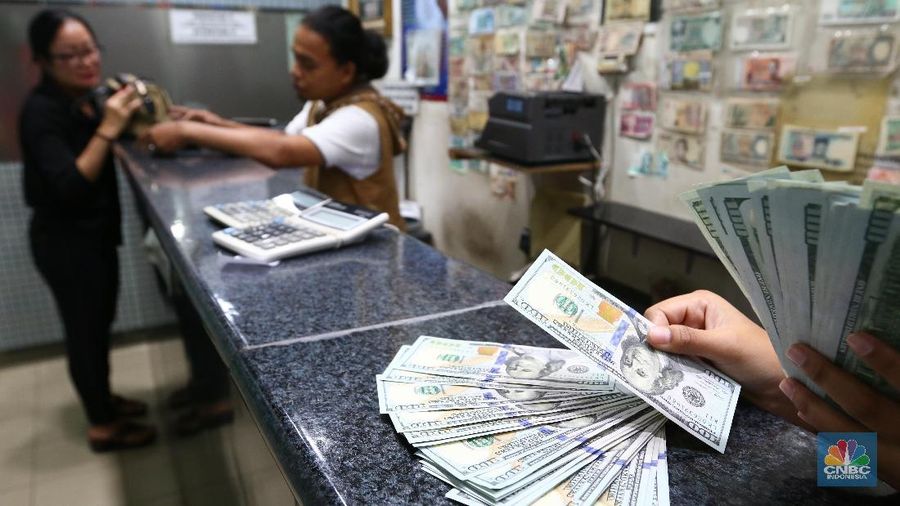 Prospek China Suram, Investor Pilih Dolar AS