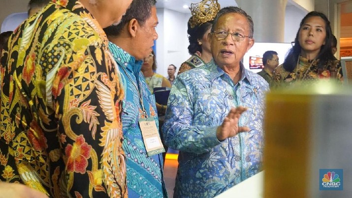 Lantik Dua Pejabat Eselon I, Ini Pesan Menko Darmin Menteri Koordinator Bidang Perekonomian Darmin Nasution secara resmi melantik dua pejabat pimpinan tingkat madya (Eselon I)
