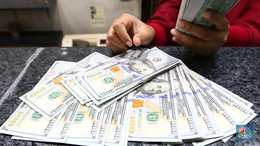 Rupiah mencatat posisi terlemah sejak Januari 2016.