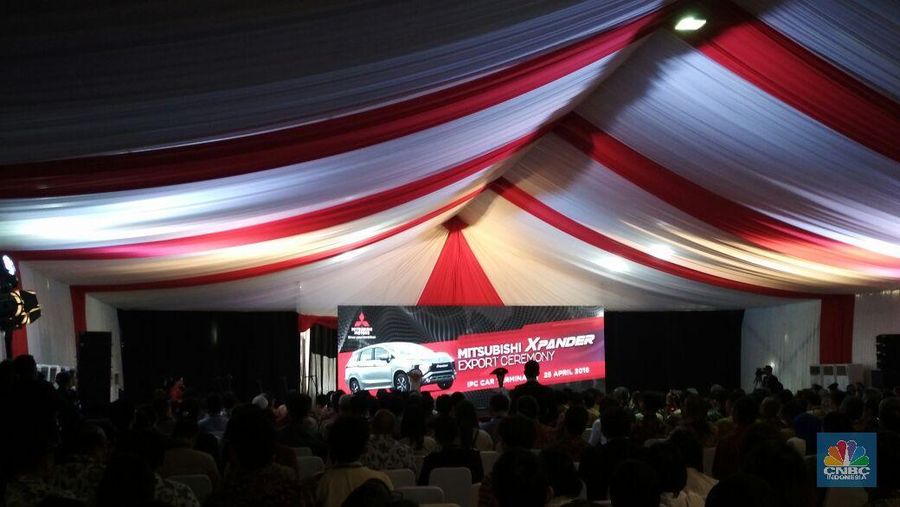 Mitsubishi Xpander hari ini resmi diekspor ke Filipina.