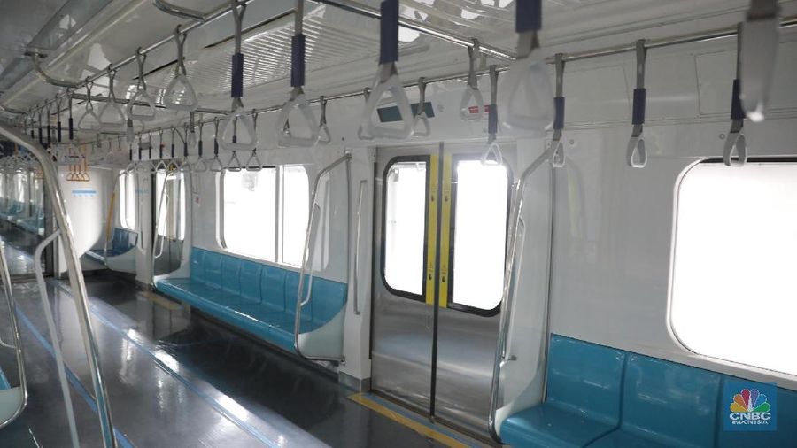 Rencananya pada April dan Desember 2018 akan dilaksanakan uji coba kereta MRT Jakarta tanpa penumpang.