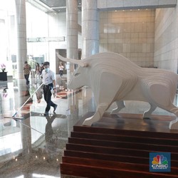 Dolar AS Dekati Rp 14.000, Asing Lepas Saham Big Cap