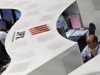 Tunggu Keputusan Suku Bunga, Bursa Jepang Ditutup Turun 0,74%