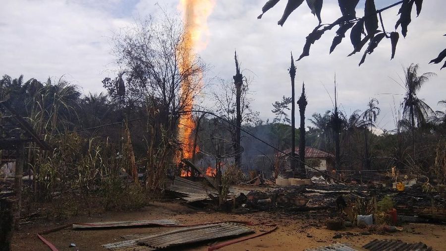 SKK Migas menyesalkan insiden kebakaran dan meminta masyarakat untuk tak lagi melakukan pengeboran ilegal.