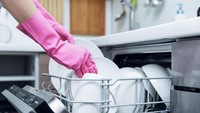 Nggak Mau Habiskan Waktu Cuci Piring? Dishwasher Compact Ini Bisa Jadi Solusi 