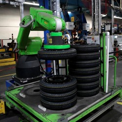 Robotisasi Nyata, Ban-Ban Mobil Anda Bakal Dibuat Robot