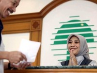 Kenapa Saham BBKP & ISAT Kompak 'Terbang' Kemarin?