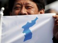 Warga Korsel Tak Peduli Pertemuan Moon-Kim Jong-un