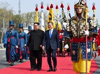 Kim Jong Un Komitmen Denuklirisasi