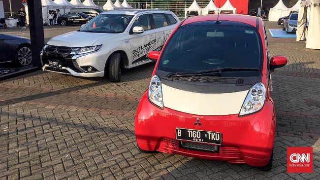 Pemerintah Belum Bisa Bocorkan Hasil Riset Mobil Hibrid