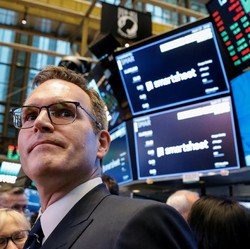 Bursa Wall Street Dibuka Hijau Nantikan Soal Cut Rate