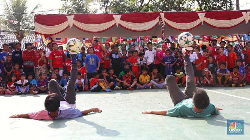 Kampung Piala Dunia 2018 merupakan acara yang dilaksanakan dalam menyambut piala dunia 2018