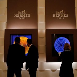 Hermes Untung Banyak, Semua Karyawan Dapat Bonus Segini