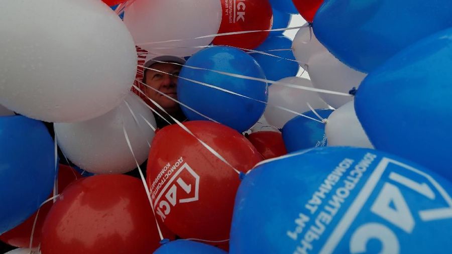Akibat pelepasan balon udara liar, Indonesia dapat terkena sanksi dari ICAO berupa larangan penerbangan internasional.