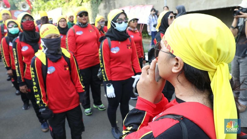 Hari 1 Mei diperingati sebagai Hari Buruh, dan seperti biasa ini adalah waktu di mana para buruh menyuarakan hak-hak mereka agar didengar pemerintah. 