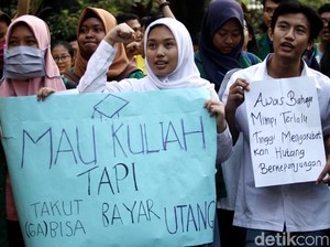 Begini Wacana Student Loan Versi Sri Mulyani, OJK, Kemenko PMK, Bank & DPR