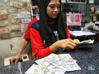 Ancaman Resesi Picu Rupiah Melemah, tapi Masih Cukup Okelah