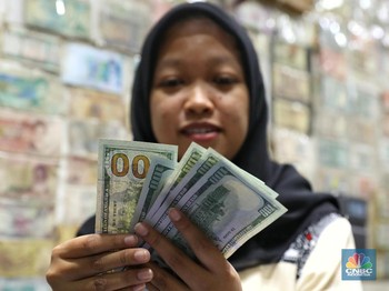 Pukul 09:00 WIB: Dolar AS Siap Tinggalkan Rp 14.000?