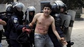 Meski berbeda, hari buruh tetap dirujuk dengan nama May Day di penjuru dunia. (REUTERS/Fredy Rodriguez)