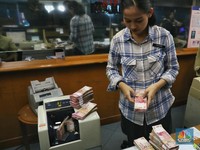 Di-Tackle Mata Uang Negeri Lionel Messi, Rupiah Terlemah Asia
